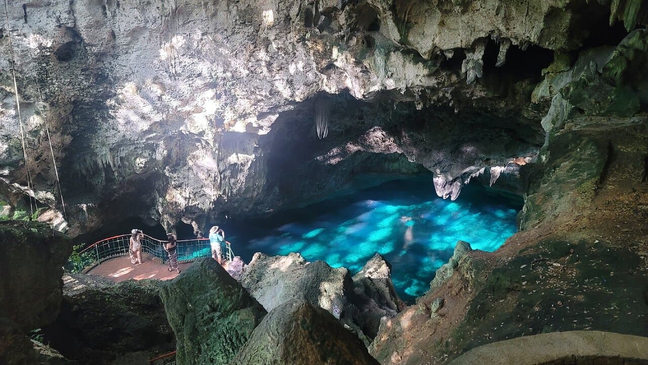 Los Tres Ojos National Park