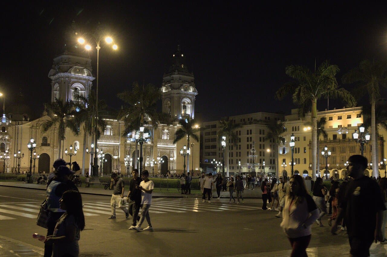 Catedral de San Cristóbal and Plaza Mayor
