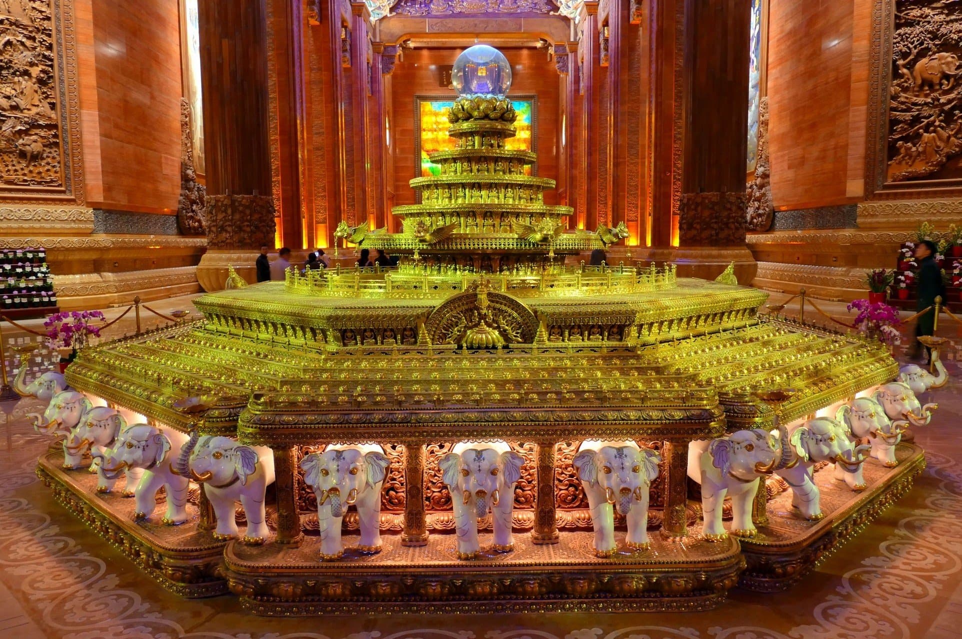 Lingshan Grand Buddha Scenic Area