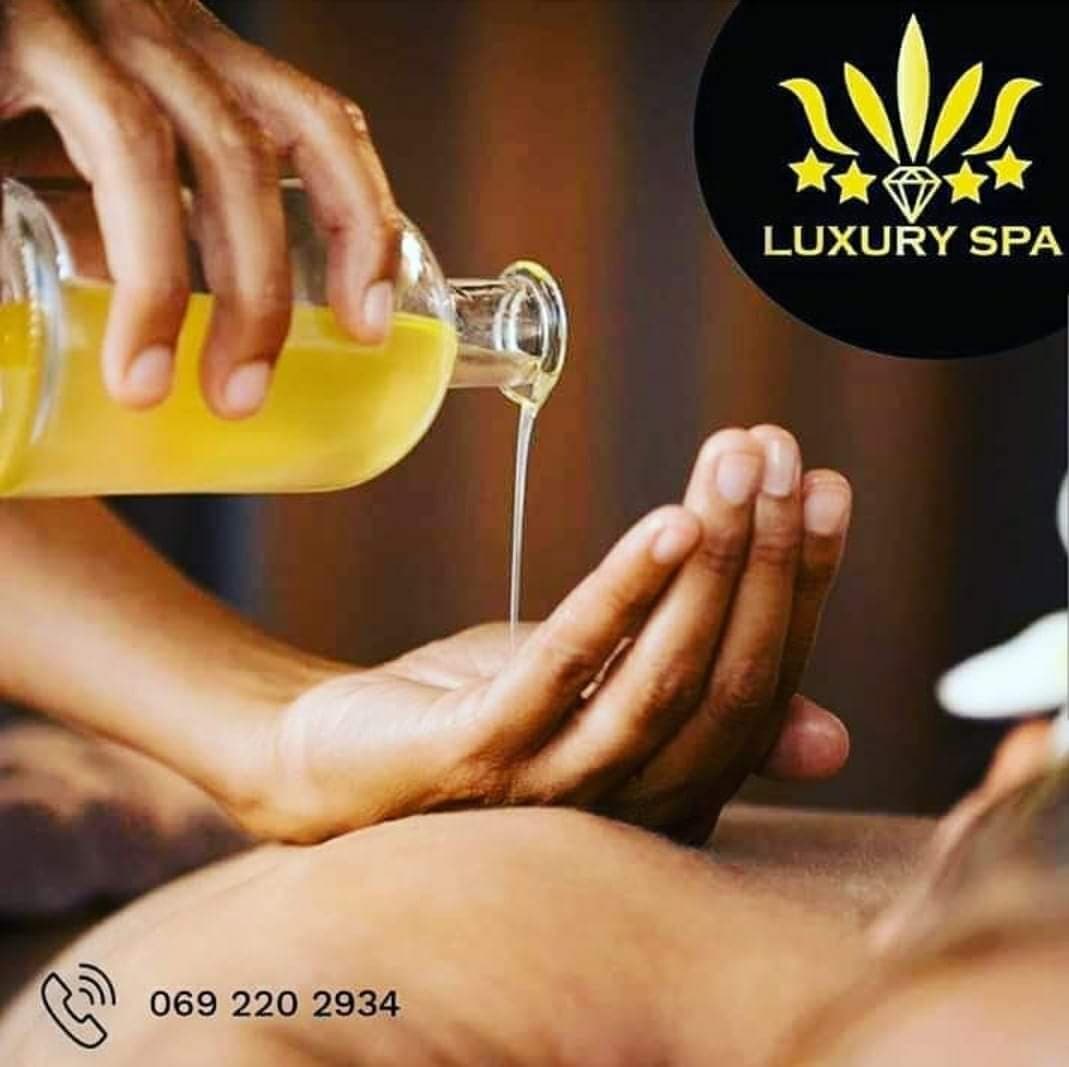 Travel to tiranë, Albania