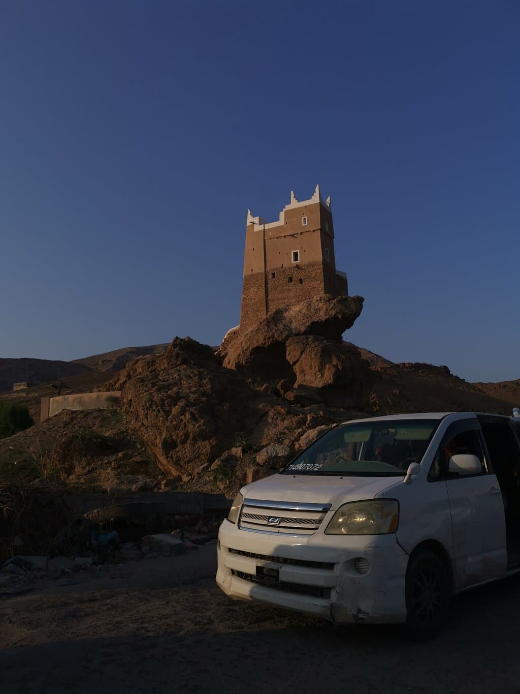 Travel to al mukallā, Yemen